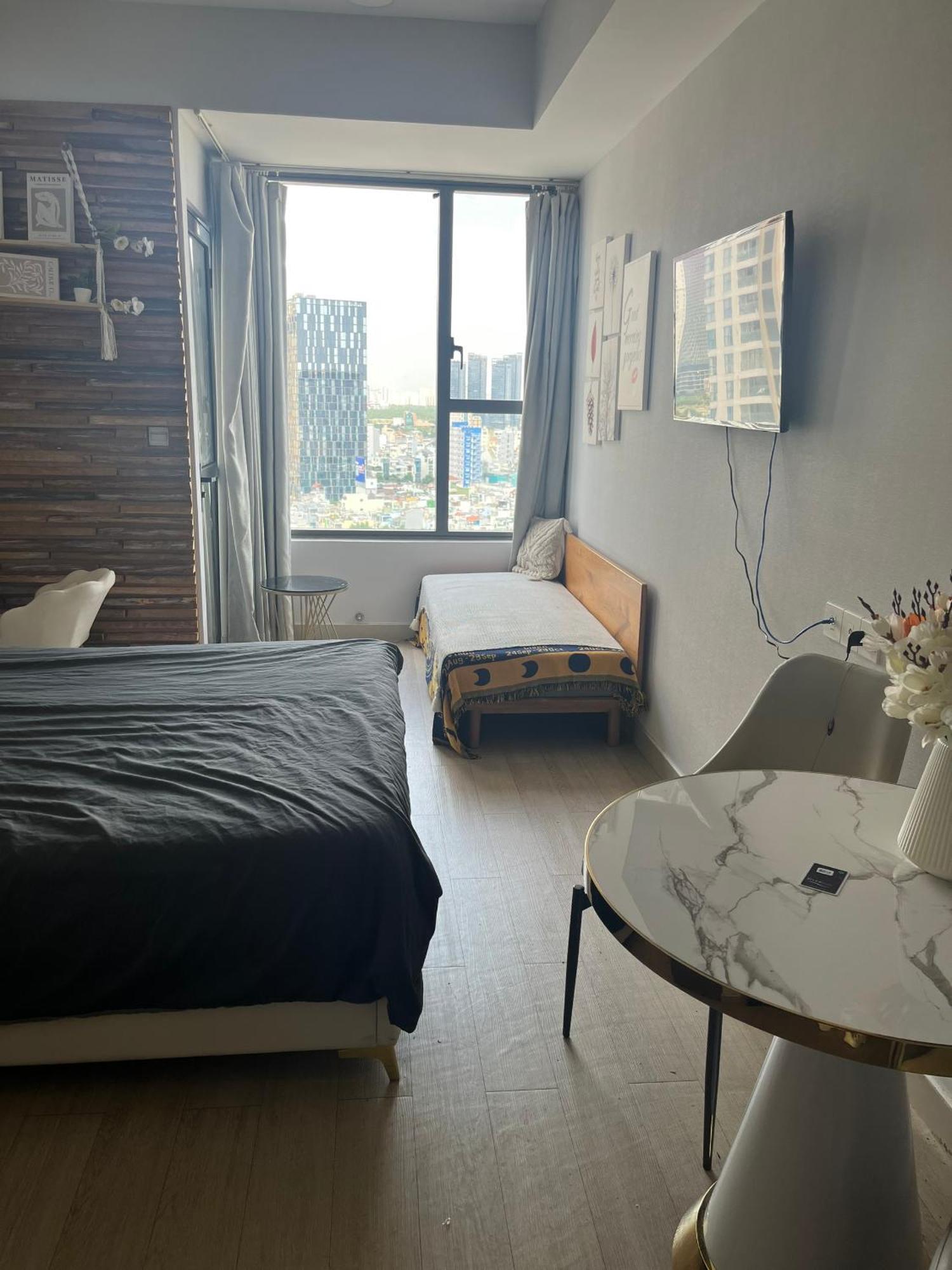 Double E Saigon Apartment In Rivergate Building Ho Şi Min Exterior foto