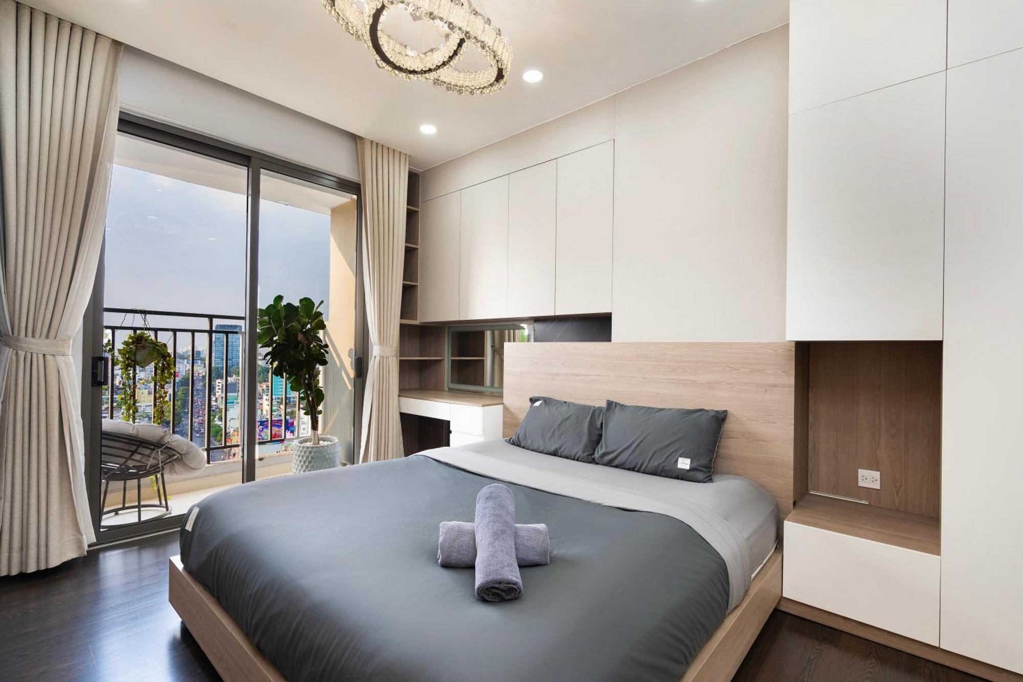 Double E Saigon Apartment In Rivergate Building Ho Şi Min Exterior foto