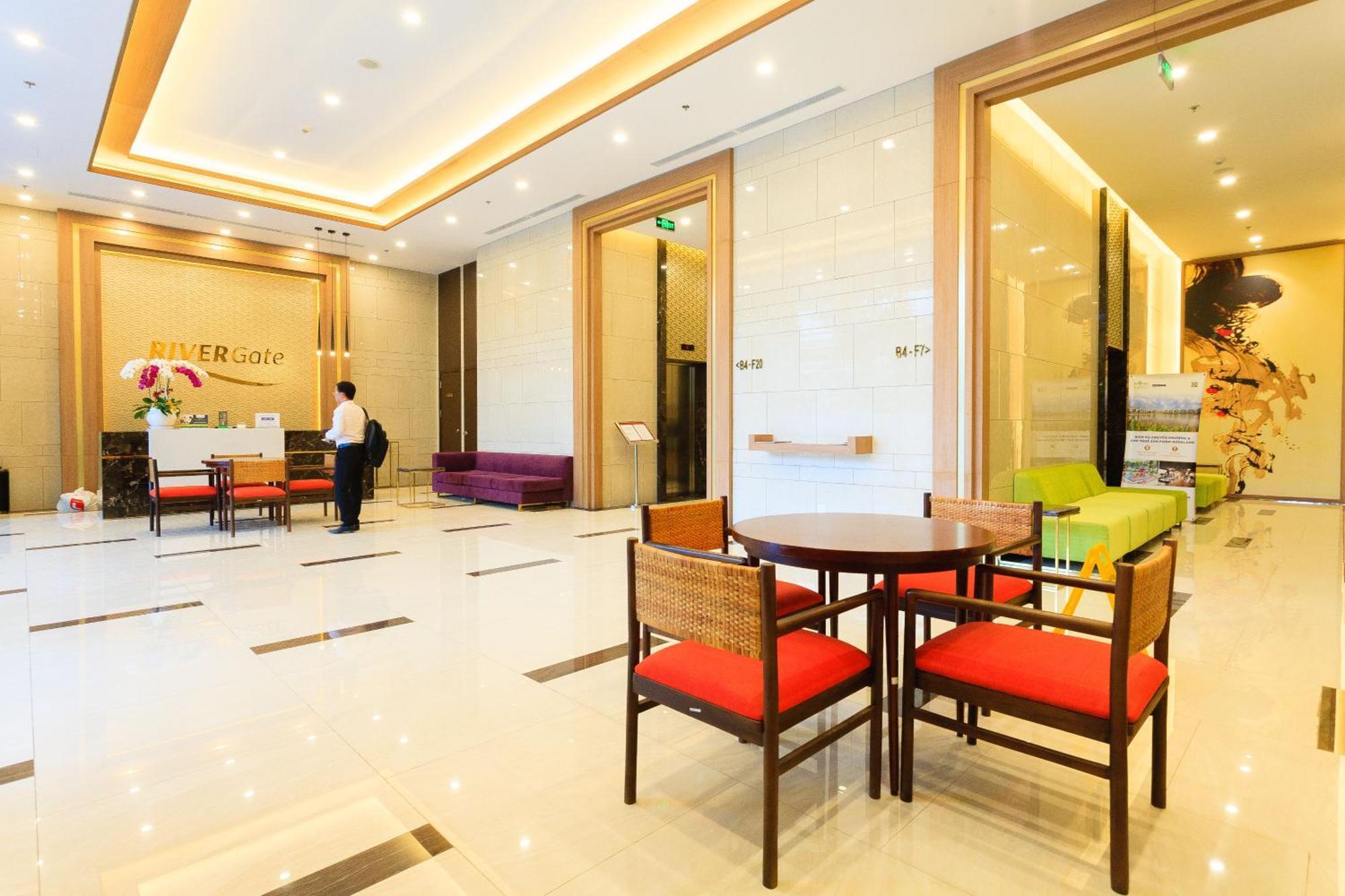 Double E Saigon Apartment In Rivergate Building Ho Şi Min Exterior foto