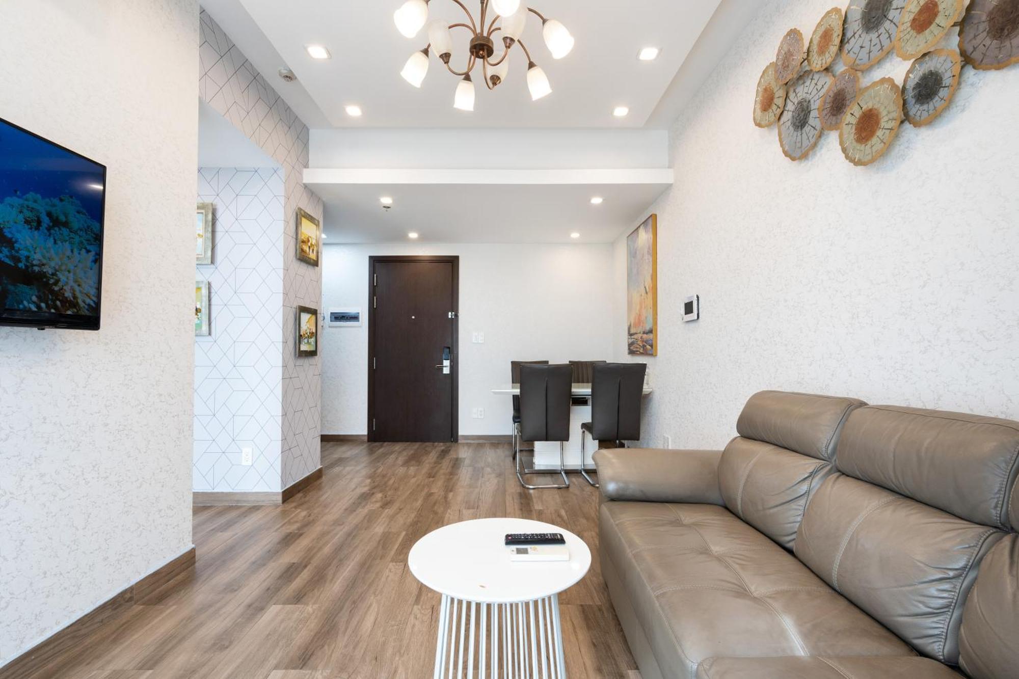 Double E Saigon Apartment In Rivergate Building Ho Şi Min Exterior foto