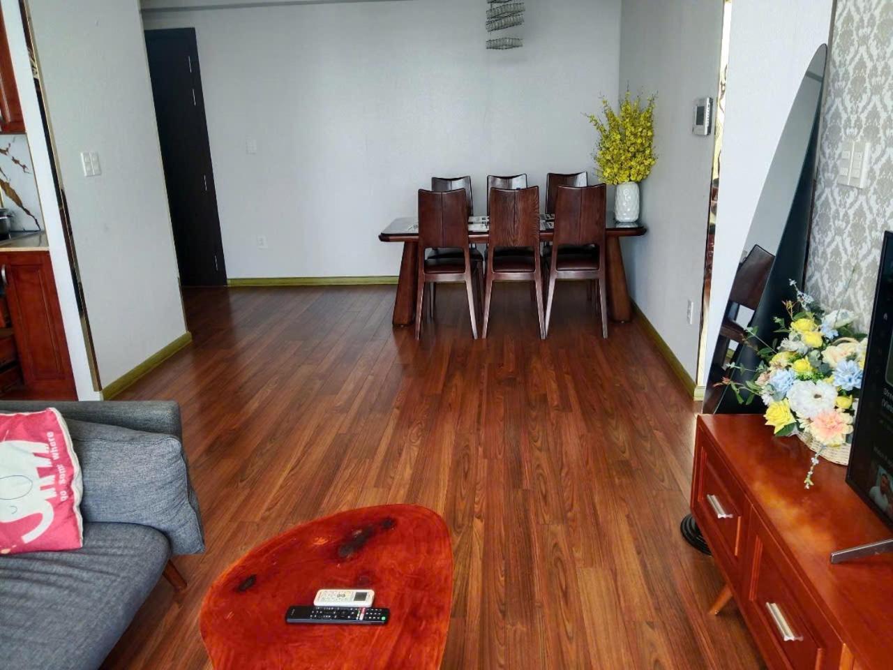 Double E Saigon Apartment In Rivergate Building Ho Şi Min Exterior foto