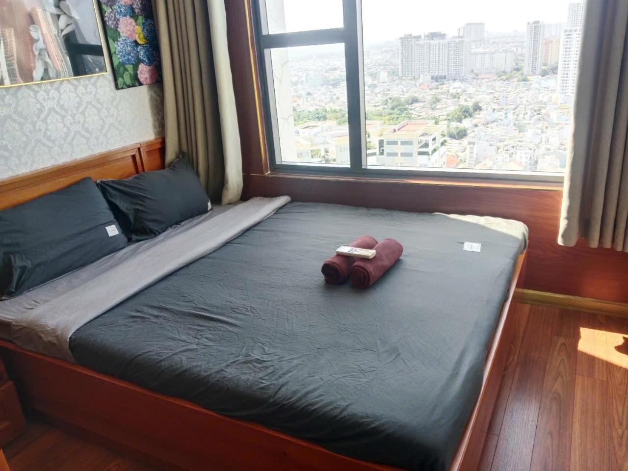 Double E Saigon Apartment In Rivergate Building Ho Şi Min Exterior foto